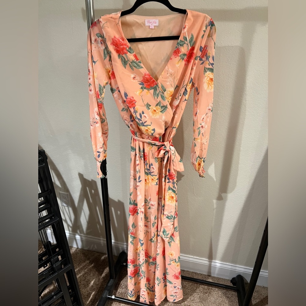 Pink lily maxi dress. Perfect type spring and Easter
